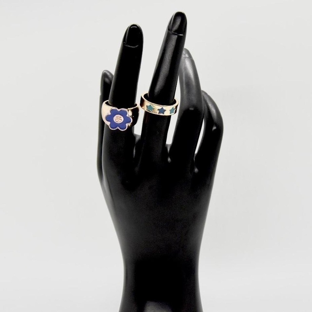 Y2K Gold Ring Set - Picture 5 of 8